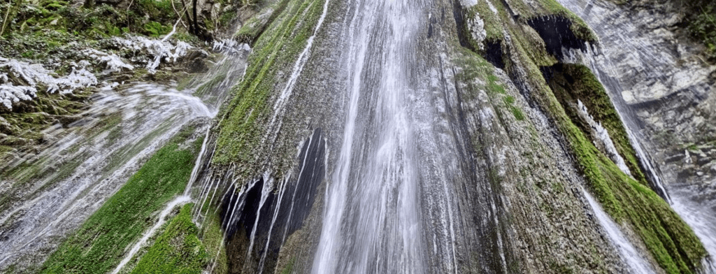 Escursione alla Cascata dello Sturo della Piscia (la Barba Roccia)